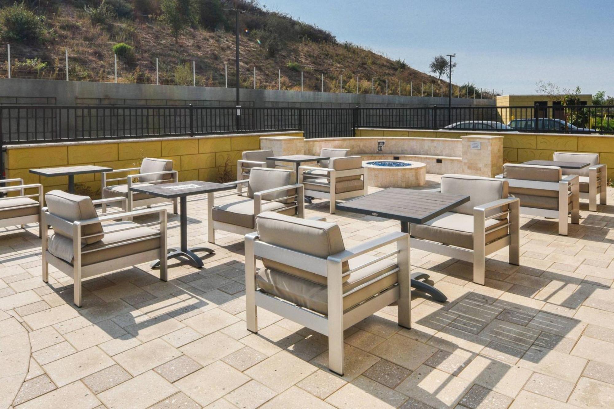 Fairfield Inn & Suites By Marriott Moorpark Ventura County Esterno foto